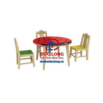 Bàn ghế mầm non gỗ ghép thanh HMN01L