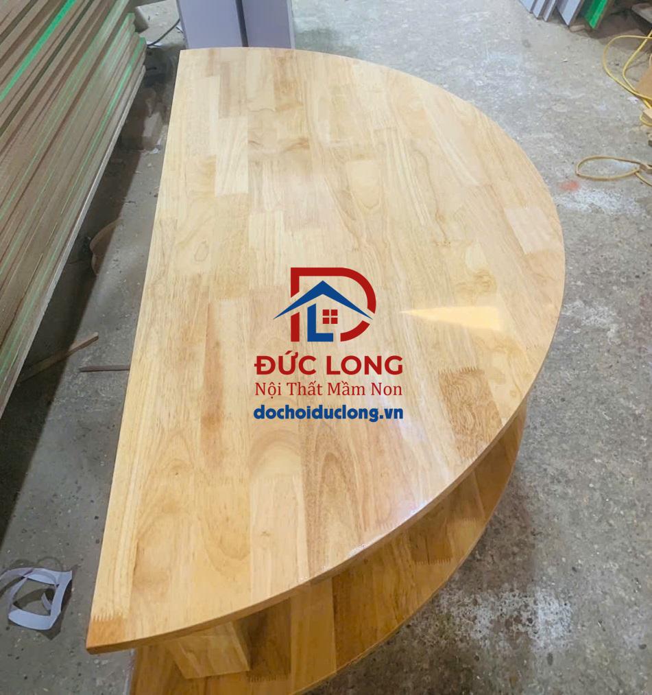 Bàn mầm non gỗ tự nhiên DL-013 Bàn mầm non gỗ tự nhiên DL-013