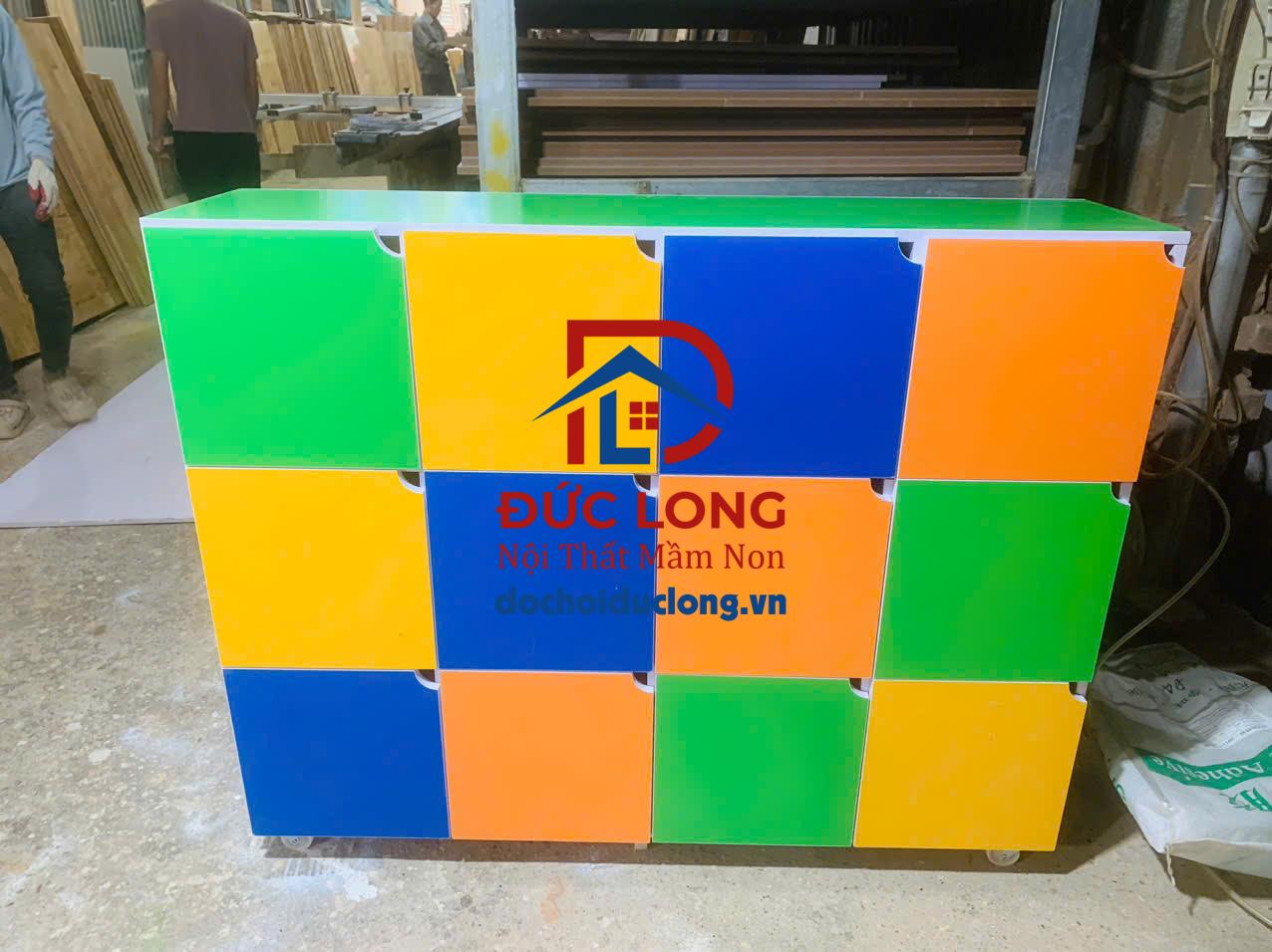 Tủ Ba Lô 12 Ô DL-128M Tủ Ba Lô 12 Ô DL-128M